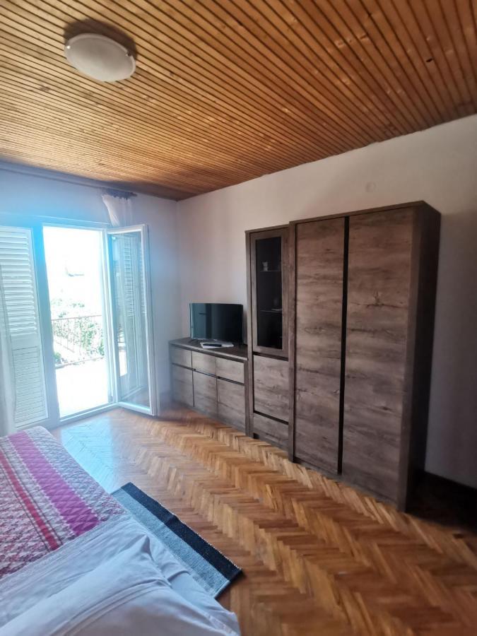Emily Daire Biograd Na Moru Dış mekan fotoğraf