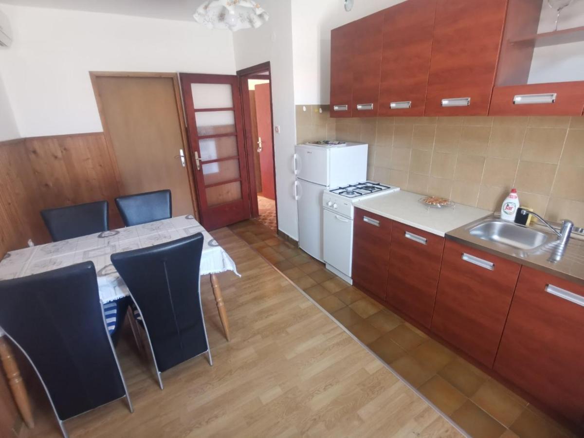 Emily Daire Biograd Na Moru Dış mekan fotoğraf