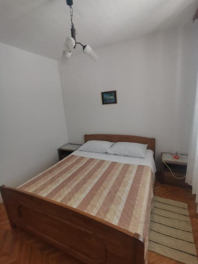 Emily Daire Biograd Na Moru Dış mekan fotoğraf