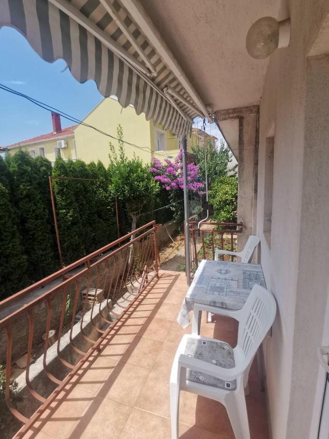 Emily Daire Biograd Na Moru Dış mekan fotoğraf
