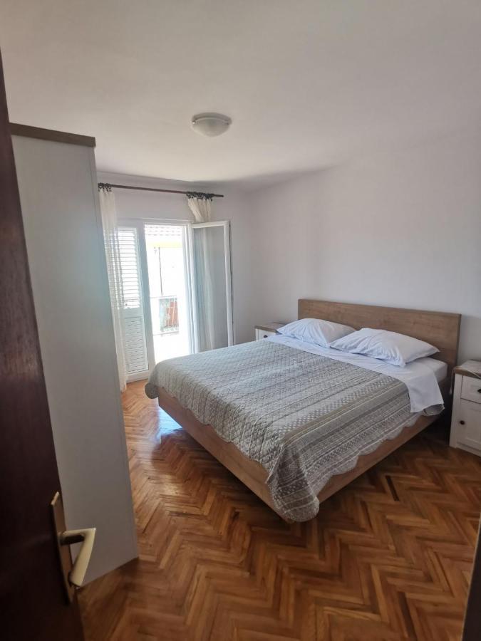 Emily Daire Biograd Na Moru Dış mekan fotoğraf
