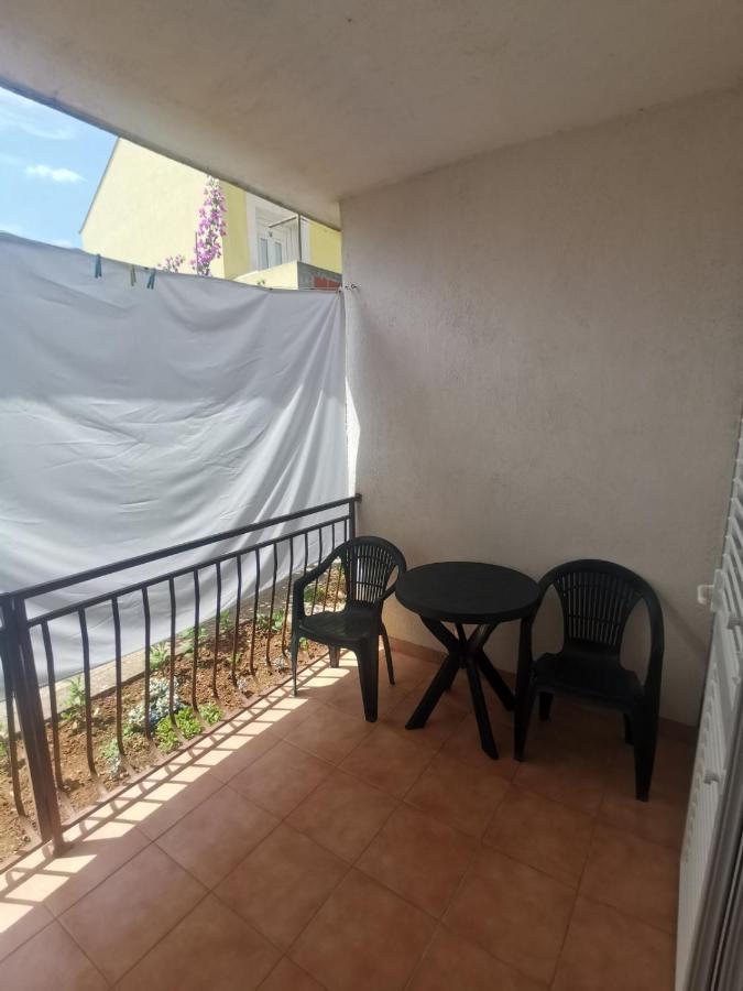 Emily Daire Biograd Na Moru Dış mekan fotoğraf